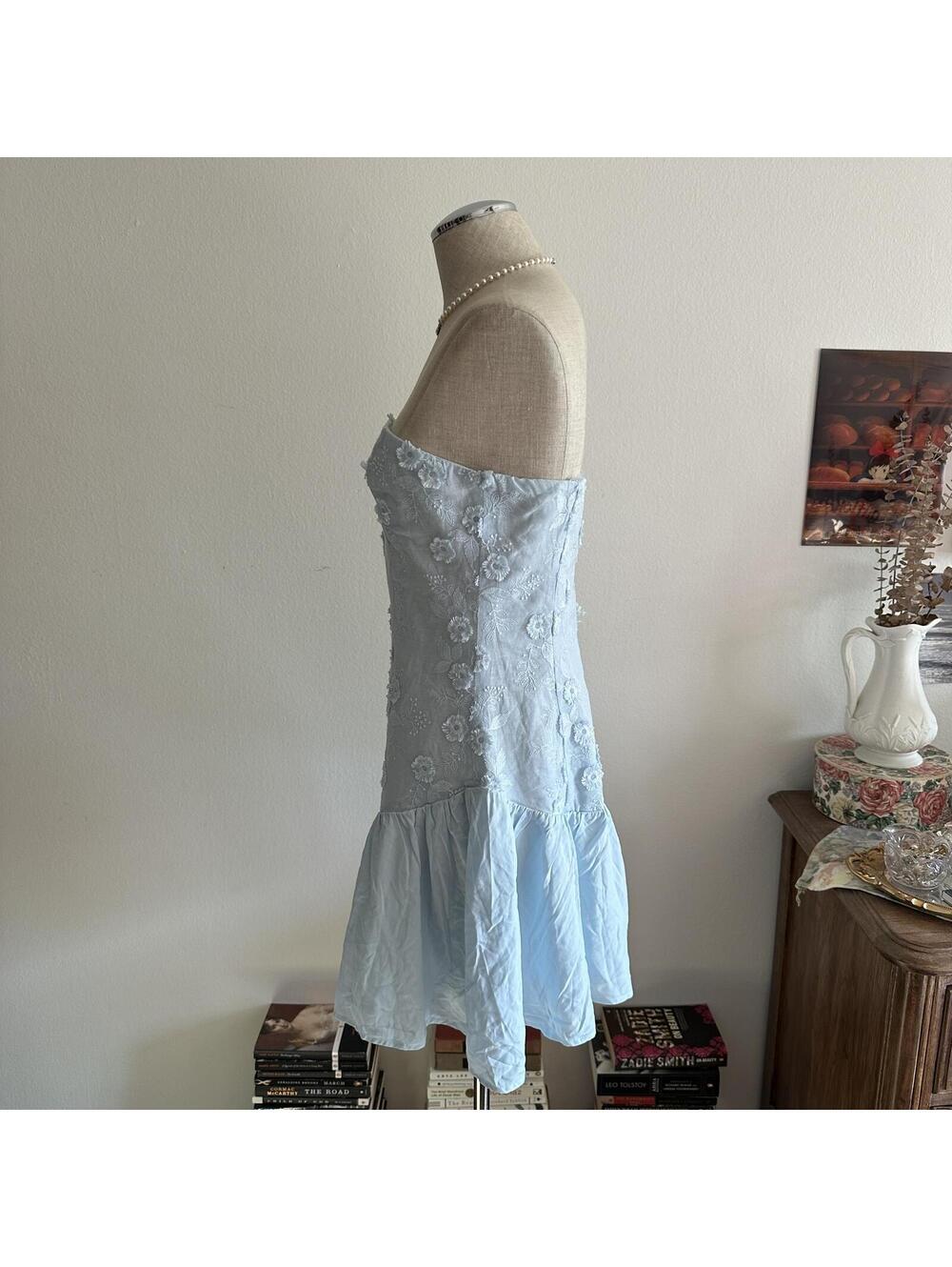 Princess Polly blue floral embroidered drop waist dress - Picture 4 of 7